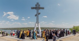 FOTO // “Sfânta Cruce, pentru popor”. Mesajul președintelui AO “Ștefan cel Mare și Sfânt”, la inaugurarea primului Crucifix